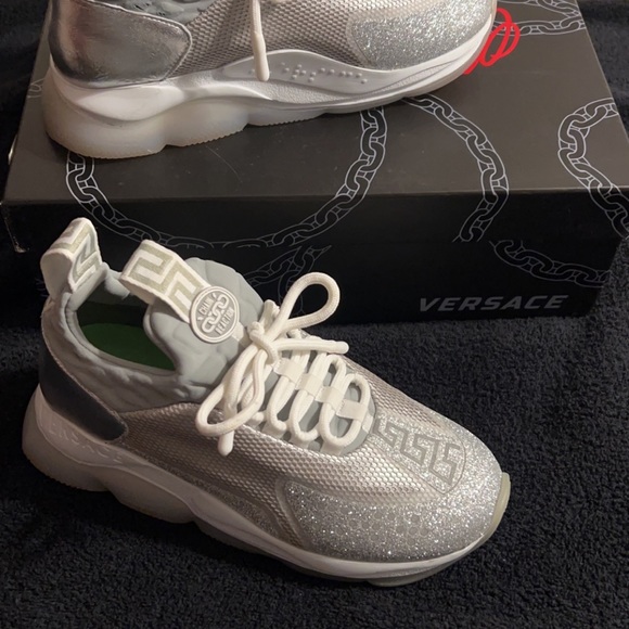 Authentic Chain Reaction  only wore 3 times Size 9 (40) - Picture 5 of 7